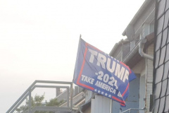 trump-fahne_nachbarschaft