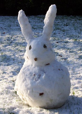 Hase aus Schnee