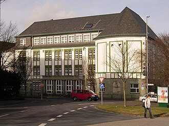 Remscheids Ernst-Moritz-Arndt-Gymnasium im Jahr 2008